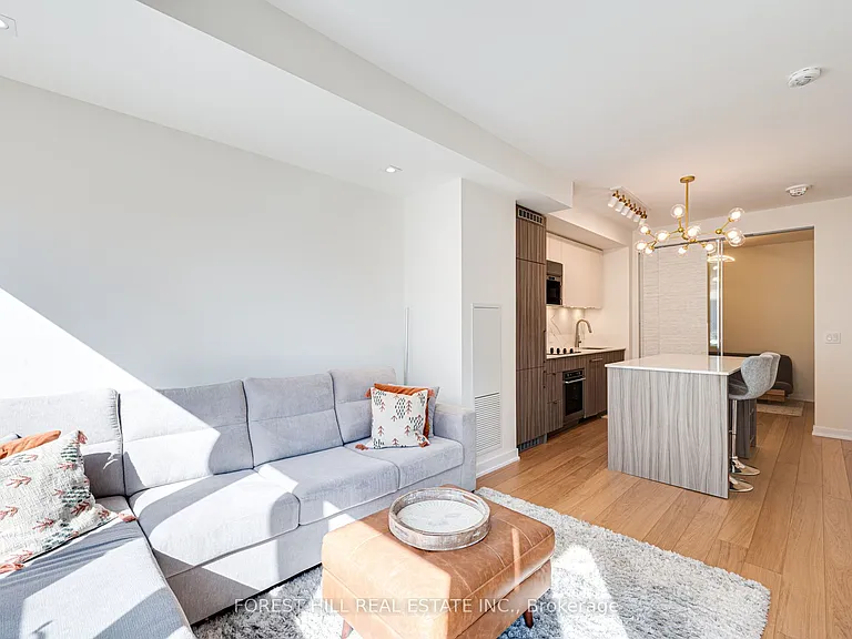 840 Saint Clair Ave W #516 — Photo 18