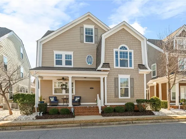 100 Stowe Dr, Suffolk, VA 23435