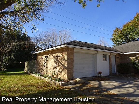2nd image of 14242 Sylvia Dr