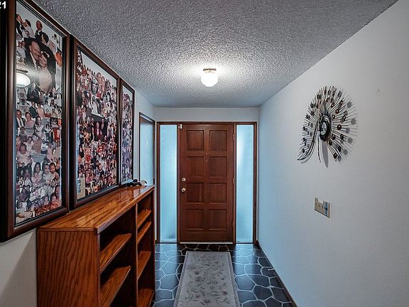 4th image of 1839 Nut Tree Dr NW