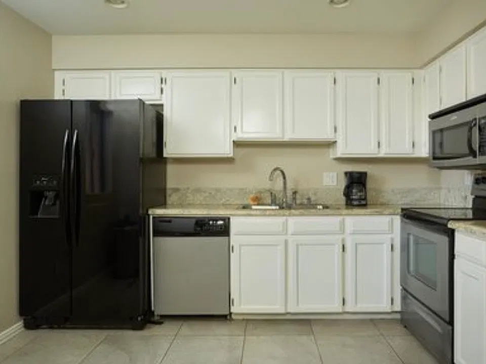 712 W Limberlost Dr #35
