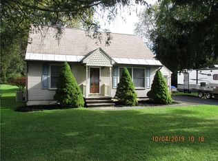 8092 Maple Rd, Clay, NY 13041
