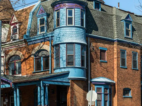 835 S 49th St, Philadelphia, PA 19143