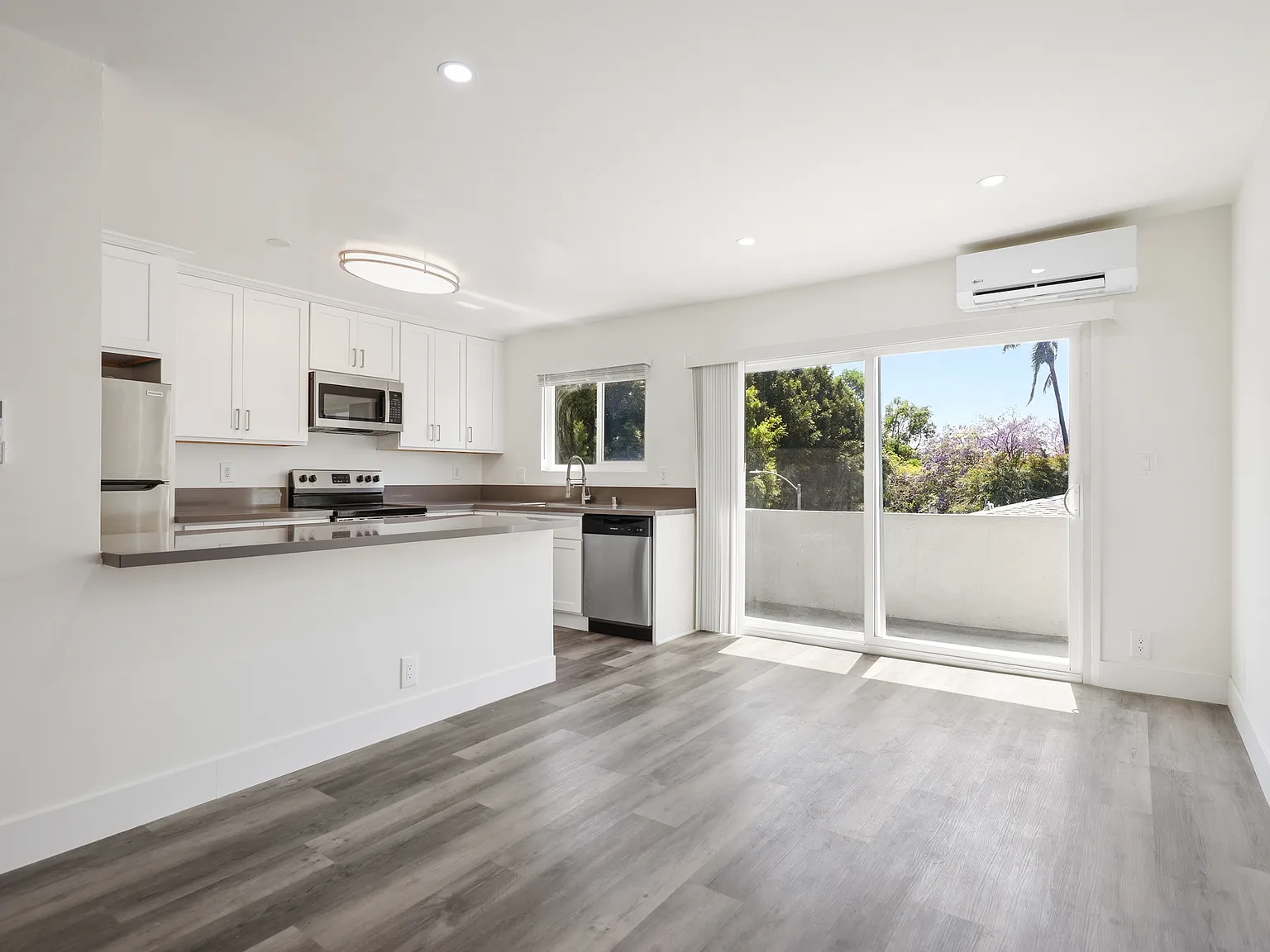 2 bed, $3,945 — Photo 3