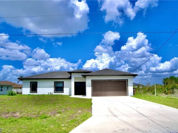 2806 57th St W, Lehigh Acres, FL 33971