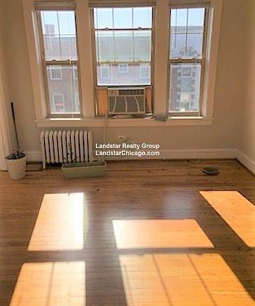 2nd image of 1303 Elmwood Ave