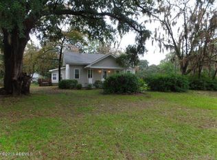 2 Pine St, Yemassee, SC 29945
