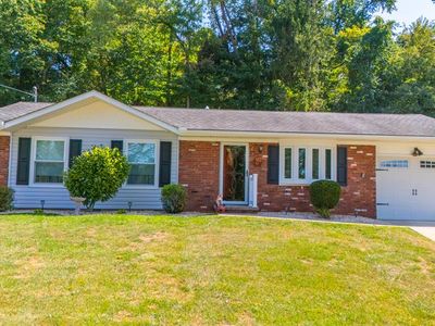 161 Greenbriar Ln, Wheeling, WV, 26003