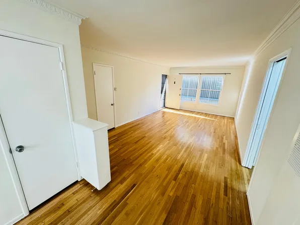 978-Stuart Ickovic, 1246 N Orange Dr APT 1, Los Angeles, CA 90038