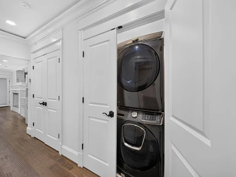 1717 Euclid St NW #1 — Photo 21