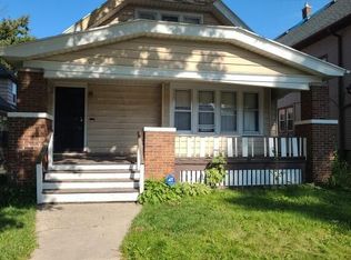 3842 N 11th St, Milwaukee, WI 53206