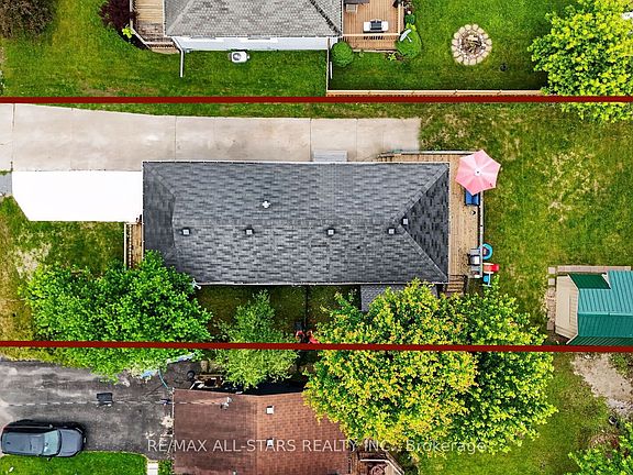 5th image of 329 Lakeview Blvd