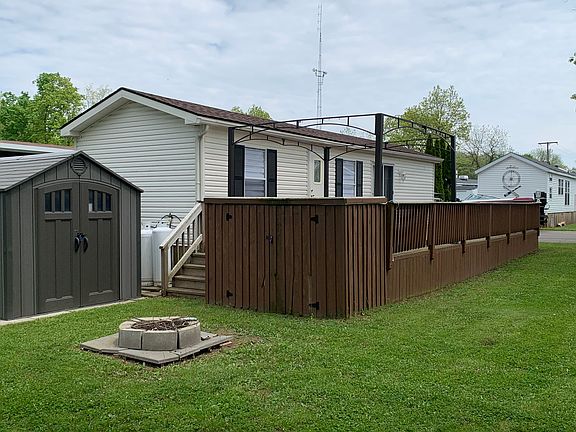 2nd image of 490 Empire Rd #Hic059