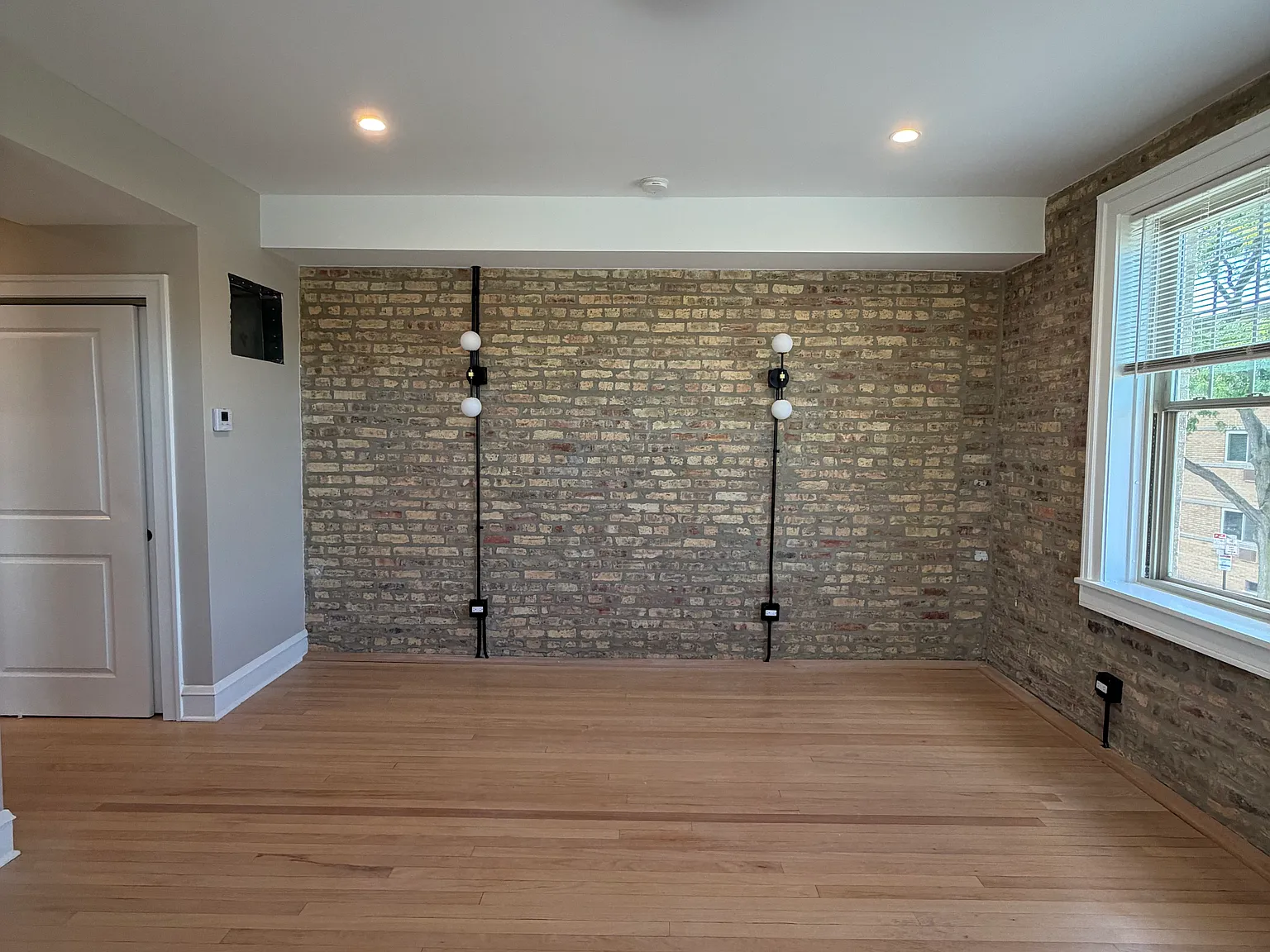 1 bed, 790 sqft, $2,195 — Photo 2