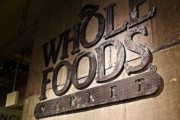 Rented by R New York | media 9