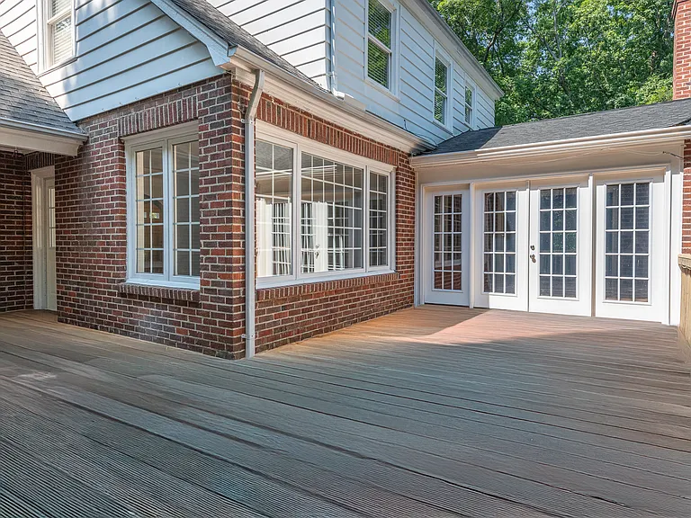 4001 Churchill Rd — Photo 43