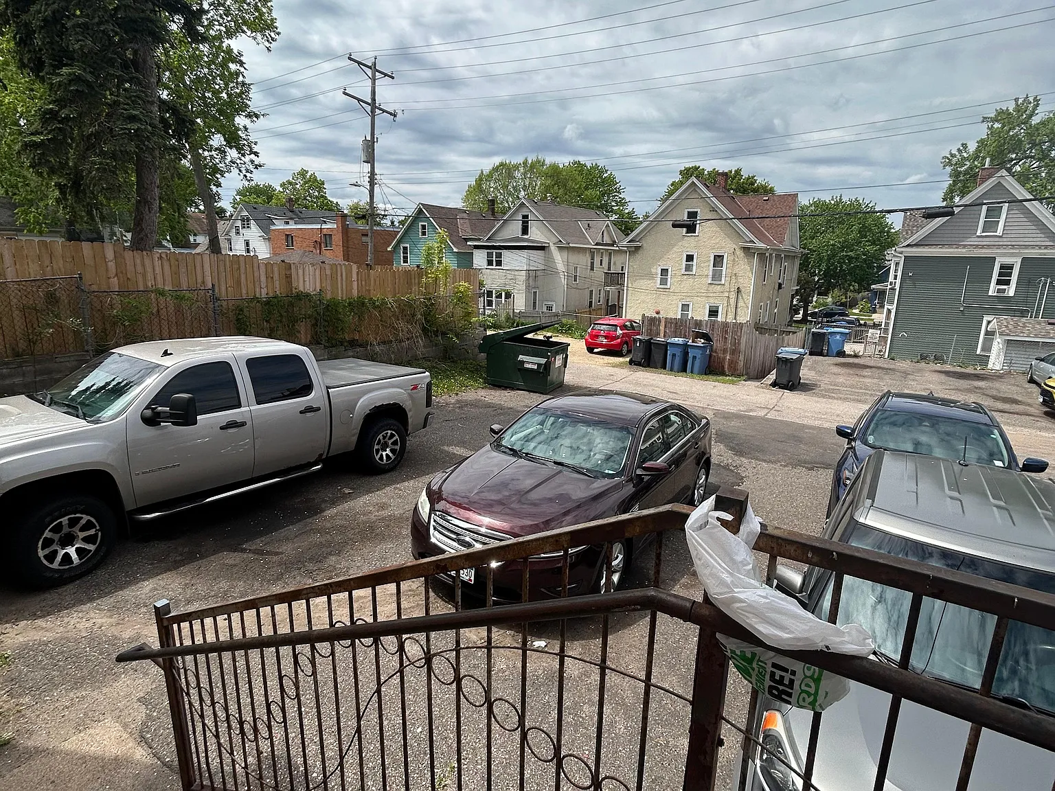 1 bed, 600 sqft, $1,050 — Photo 2
