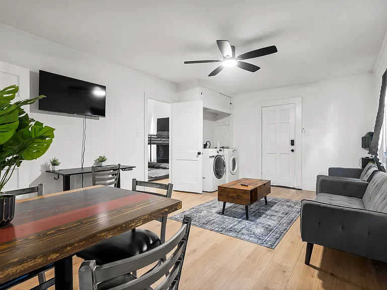 2807 Breeze Ter — Photo 3