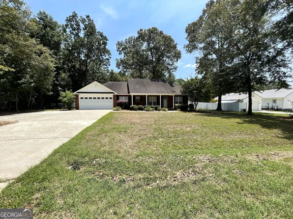 127 Jeanne Dr, Cochran, GA 31014