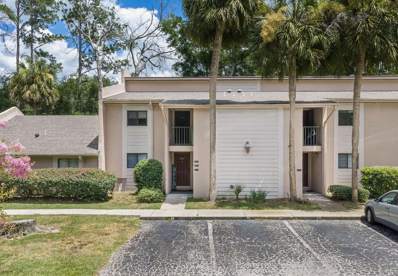 2 bed, 2.0 bath, 1065 sqft, $1,450 — Photo 2