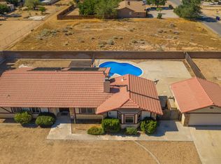 19059 Shoshonee Rd, Apple Valley, CA 92307