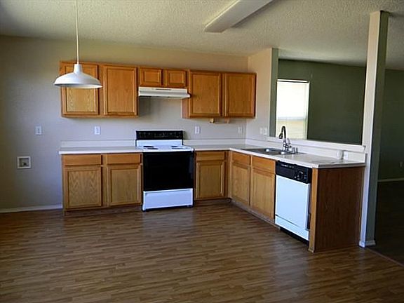 2nd image of 2205 Plum Ct
