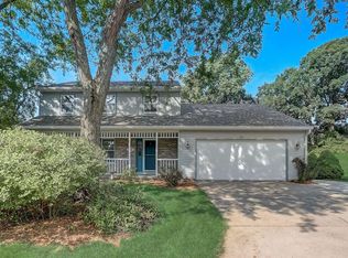 5411 Hillside Ct, Mc Farland, WI 53558