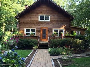 25 Stone Hill Rd, Cream Ridge, NJ 08514