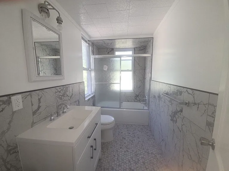 101 Maple St #HOUSE — Photo 7