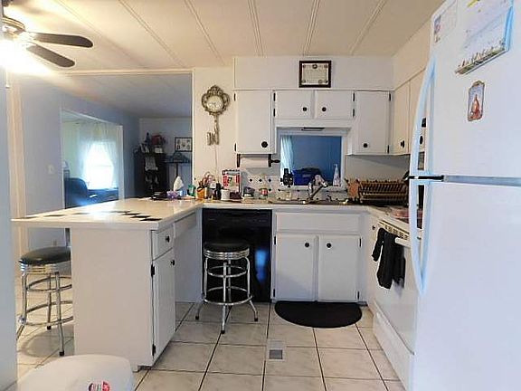 3rd image of 3150 NE 36th Ave Lot 481
