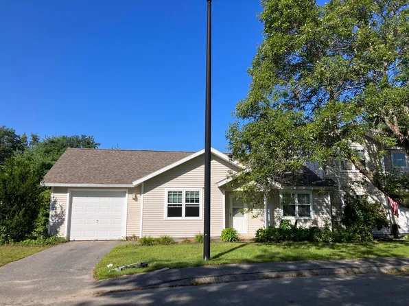 26 Enterprise Drive #26, Brunswick, ME 04011