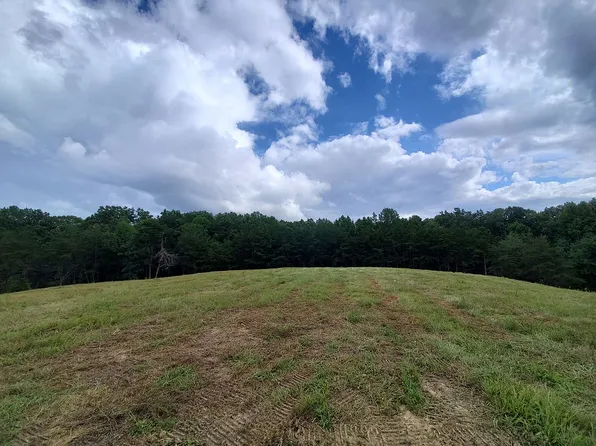 Oak Rd, Jamestown, TN 38556