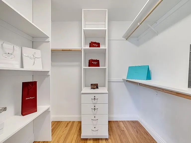 661 W Remington Dr — Photo 12