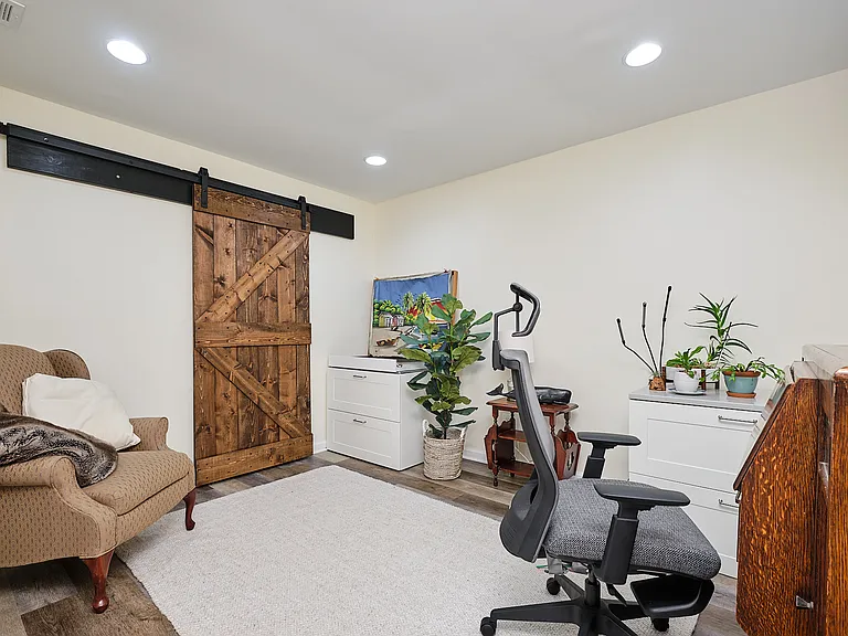 2214 Cartwright Pl — Photo 21