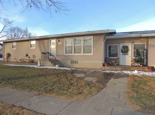 200 1st Ave NE, Frederika, IA 50676