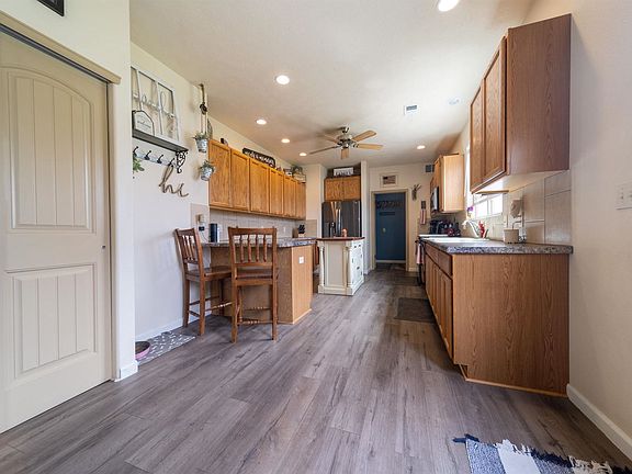 5th image of 171 Sun Hawk Dr