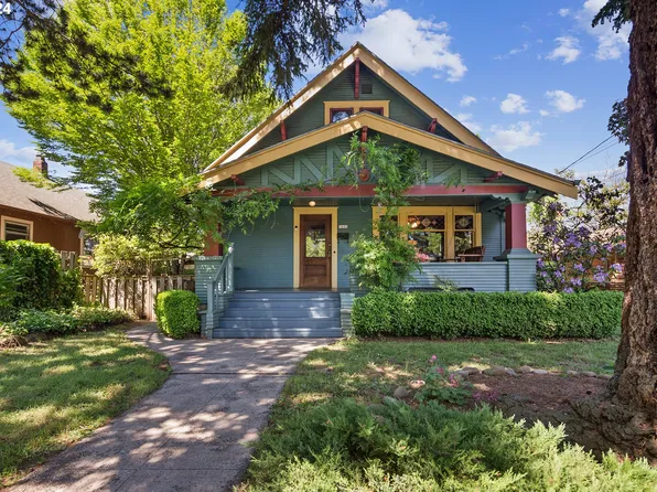 7603 SE Ellis St, Portland, OR 97206