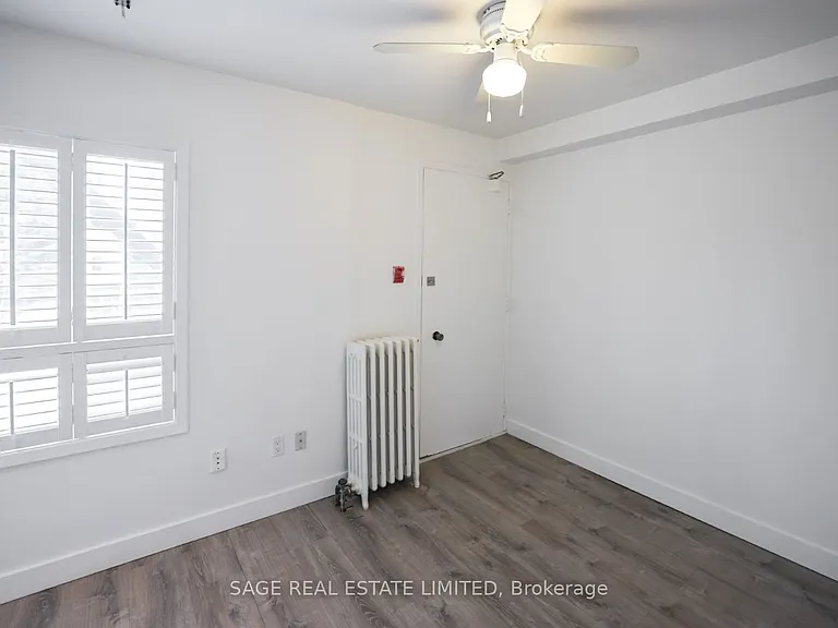 8 Brookmount Rd #2 — Photo 5