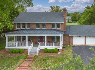 16 High Meadow Dr, Lexington, VA 24450