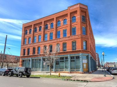 2560 Blake St APT 301, Denver, CO, 80205