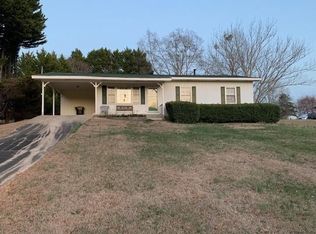 88 Edwards Dr, Toccoa, GA 30577