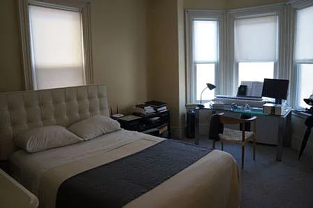 401 Putnam Ave — Photo 2