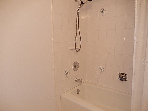 5th image of 10320 S Central Ave #307