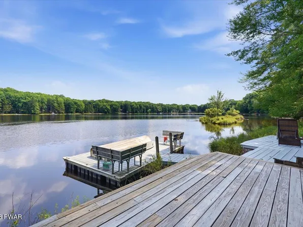 176 Spruce Lake Dr, Milford, PA 18337