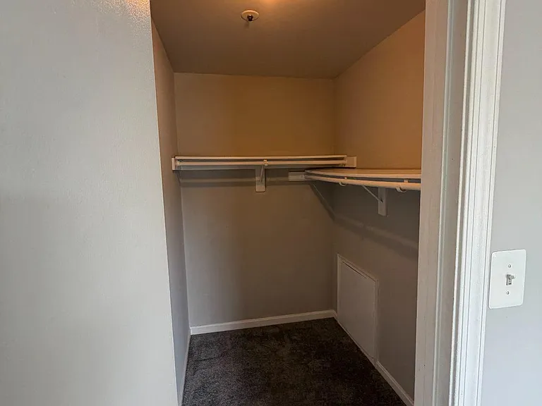 6769 Milltown Ct — Photo 17