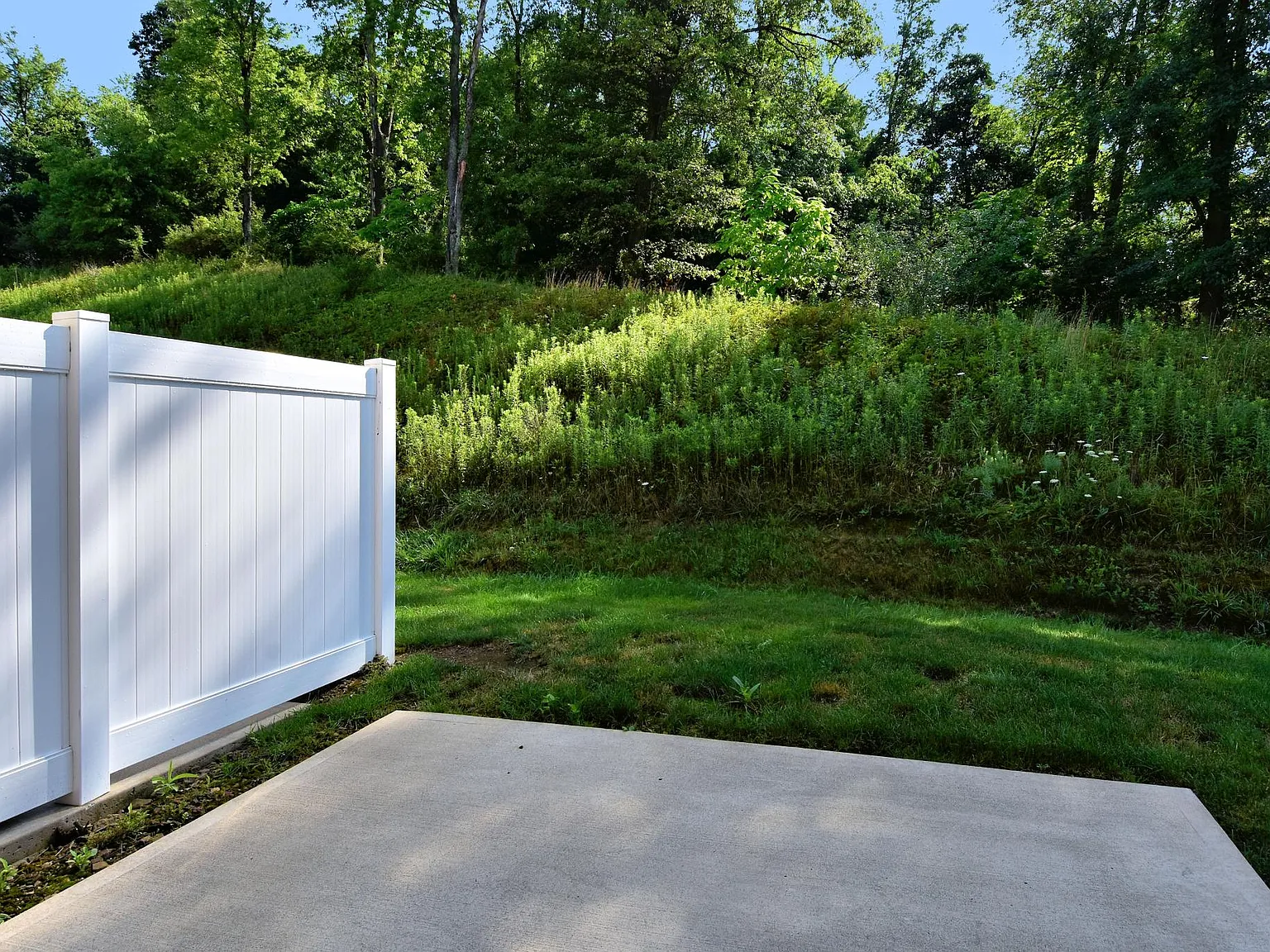 127 Laurel Crest Dr — Photo 3