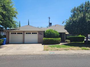 304 Harding Ave, Manteca, CA 95336