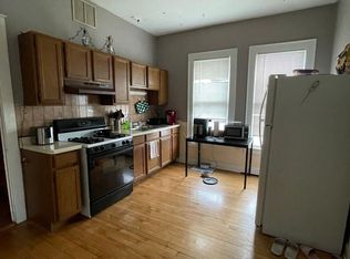 2901 N Prospect Ave, Milwaukee, WI 53211