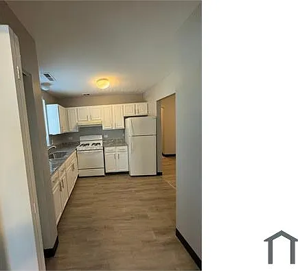 3 bed, $2,249 — Photo 3