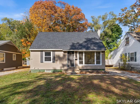 1354 Francis Ave, Muskegon, MI 49442